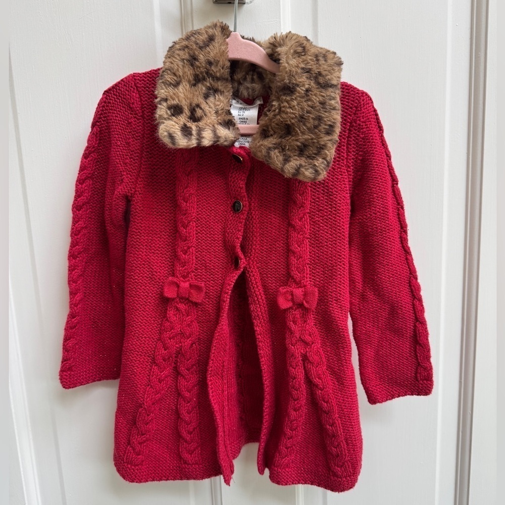 Max Studio 2T Girls Red Knit Braided Bow Sweater with Faux Fur